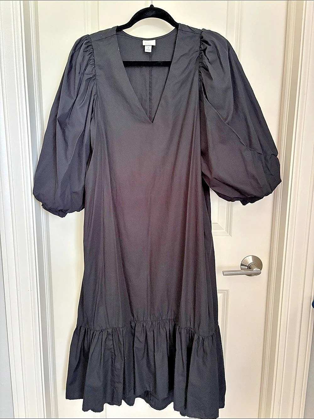 new day Puff Sleeve Midi Dress in Black Size Medium Like New